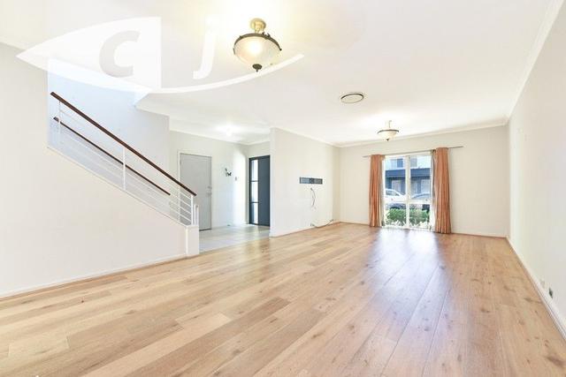 32 Popov Ave, NSW 2127