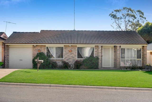 36 Carbasse Crescent, NSW 2560