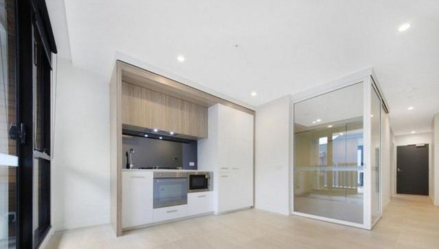 208/106-112 Queensberry Street, VIC 3053