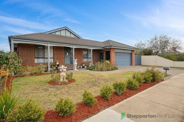 32 Pell Crescent, VIC 3629