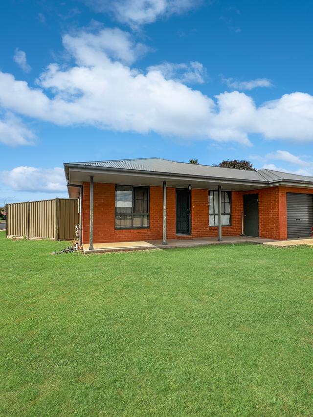 2A Thornett Place, NSW 2830