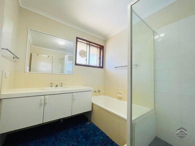 2 Dulverton, WA 6722