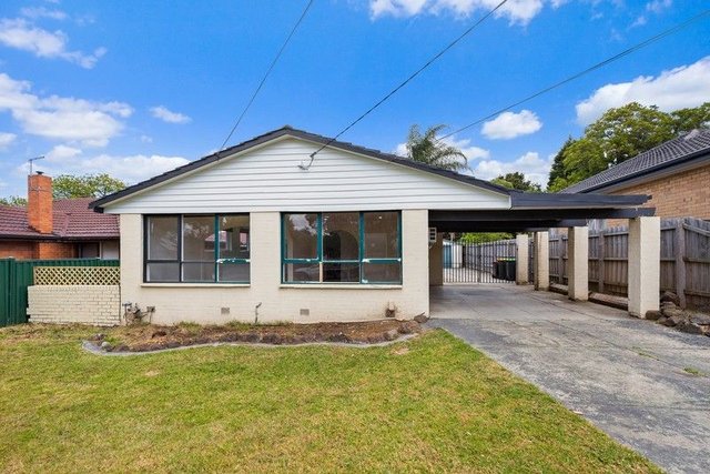 10 Rose Avenue, VIC 3175