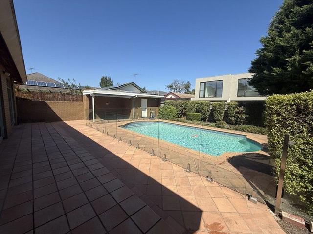 10 Burrindi Road, VIC 3162