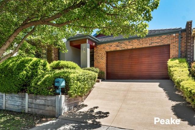 8 Hillview Court, VIC 3807