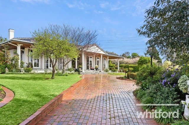 16 Cannes Court, VIC 3216