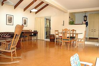 Family room (2005-01-17)