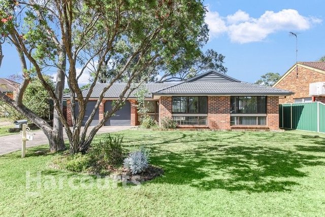 8 Leith Place, NSW 2566