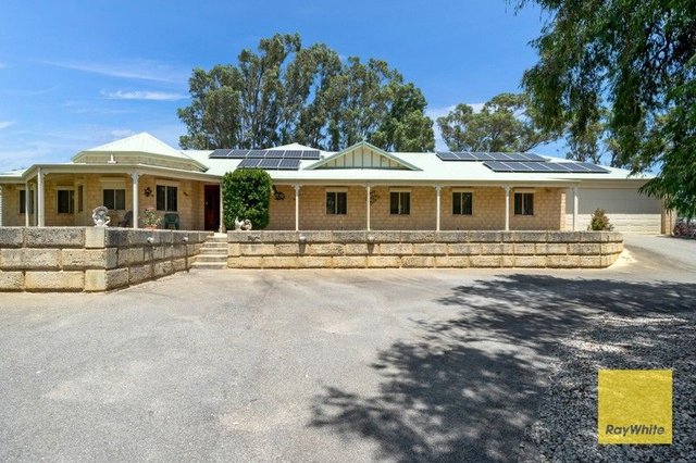 62 Ravenswood Road, WA 6057