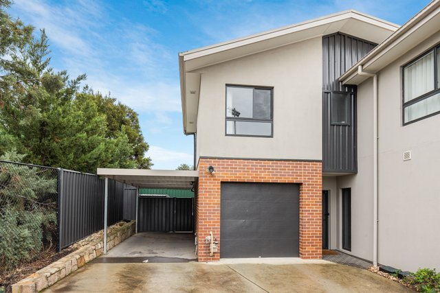 4/4 Powell Street, NSW 2620