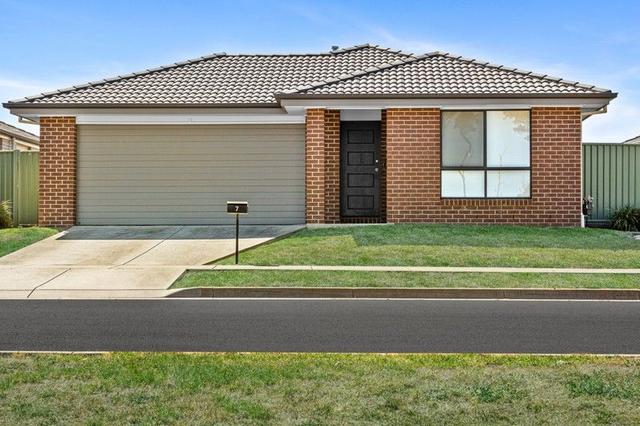 7 Emmy Drive, VIC 3352