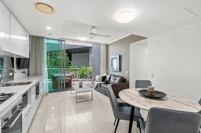 20002/8 Hercules  Street, QLD 4007