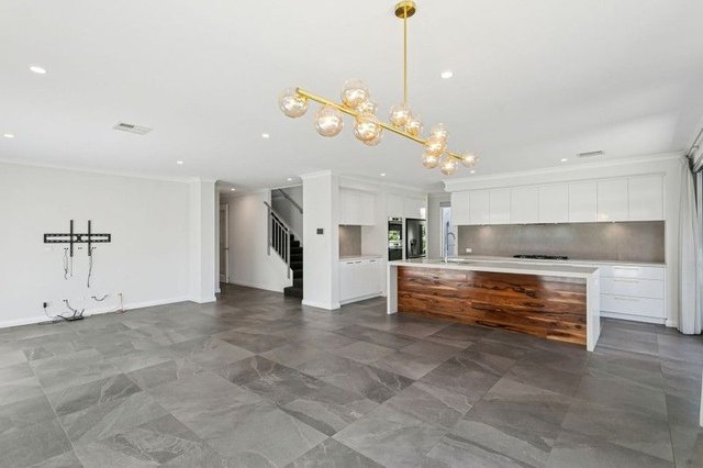 21 Cassidae Terrace, WA 6018