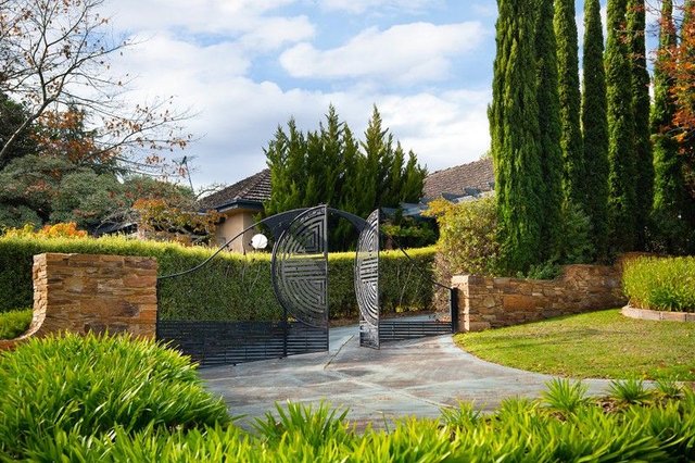 71 Main  Road, VIC 3461