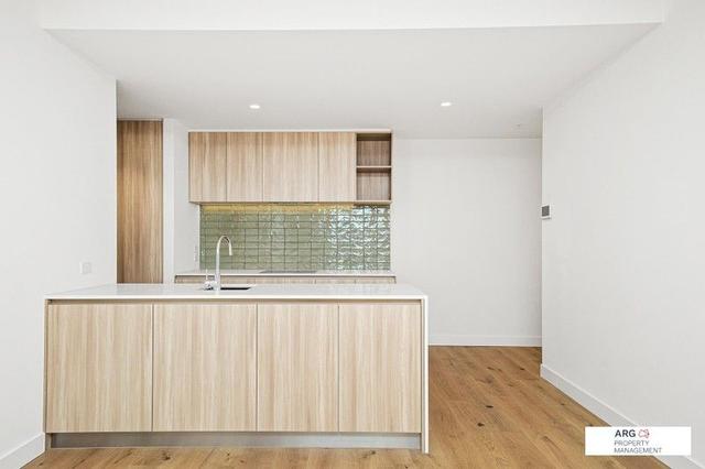 1106/16 Pentridge Blvd, VIC 3058