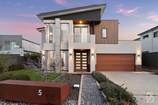 5 Dawn Crescent, ACT 2617