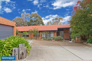 Driveway to entry