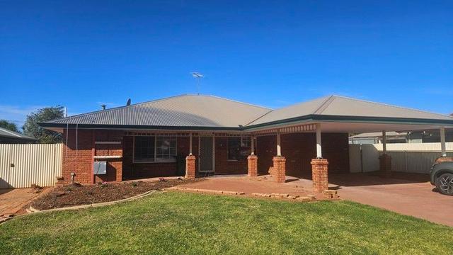 5 Heston Court, WA 6430