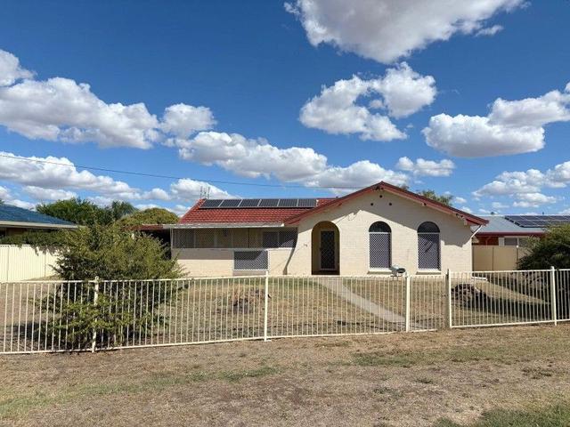 19 Wattle Crescent, NSW 2400