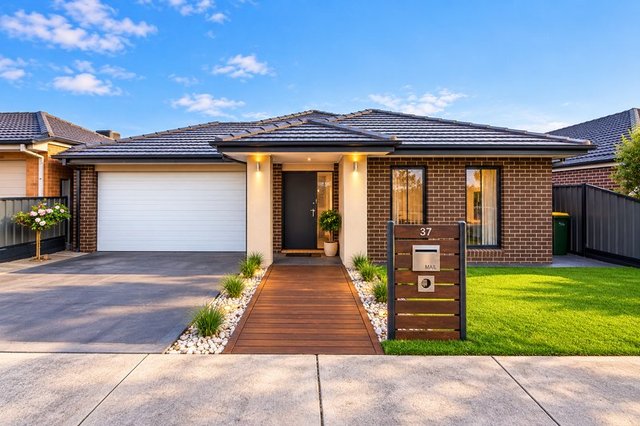 37 Cassinias Grove, VIC 3754
