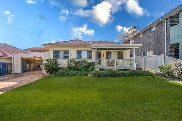 18 Treloar Crescent, NSW 2162