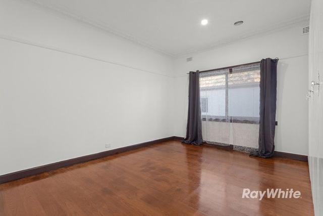 18 Mimosa Avenue, VIC 3167
