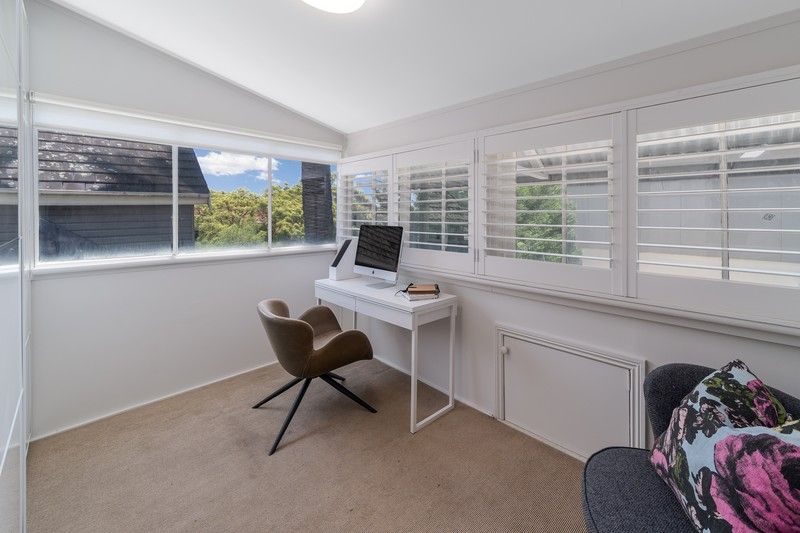 https://images.allhomes.com.au/property/photo/1fea598a816e8bfe515a59f75fd8557b_hd.jpg