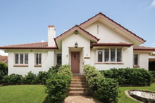 10 Carfin Street, QLD 4007