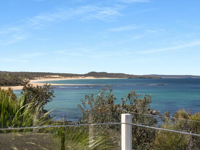22 Myrniong Grove, NSW 2540