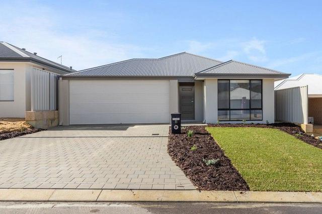 11 Enchanted Circuit, WA 6171