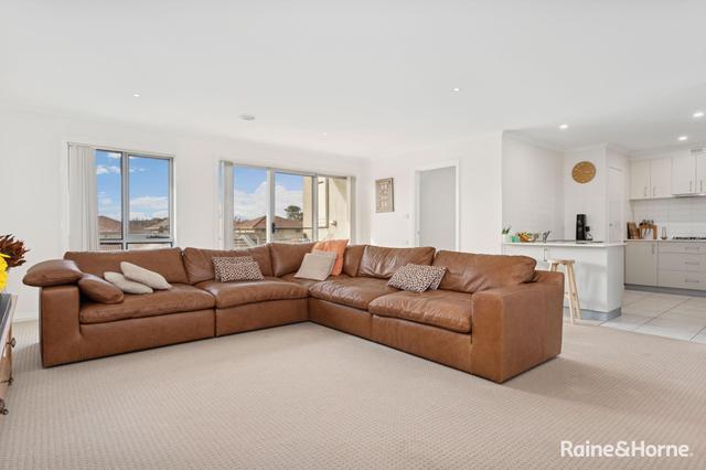 99 Anthony Rolfe Avenue, ACT 2912