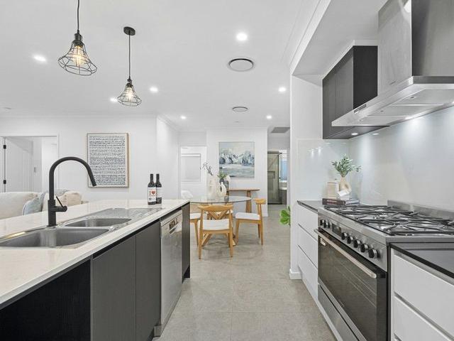 8 Viewpoint Street, QLD 4110