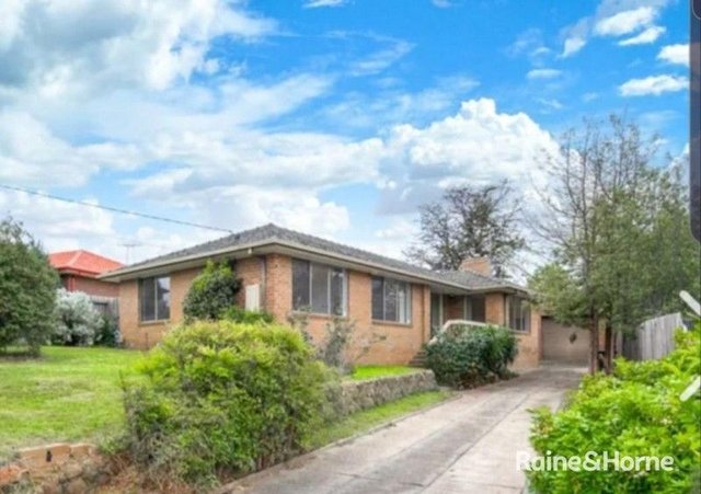44 McKell Avenue, VIC 3429