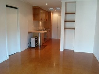 Living to kitchen