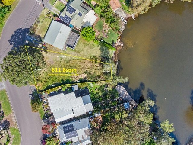 10 McKellar Boulevard, NSW 2262