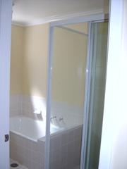 Bathroom (2006-03-02)