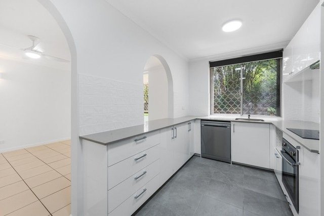 2/44 Riverview Terrace, QLD 4007