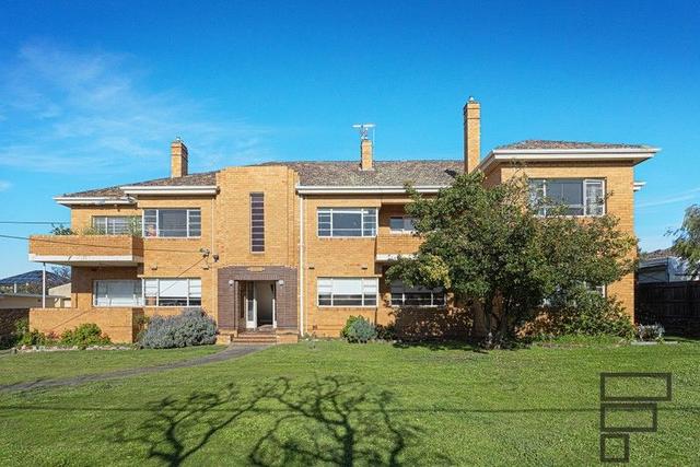 1/4 Beddoe Avenue, VIC 3187