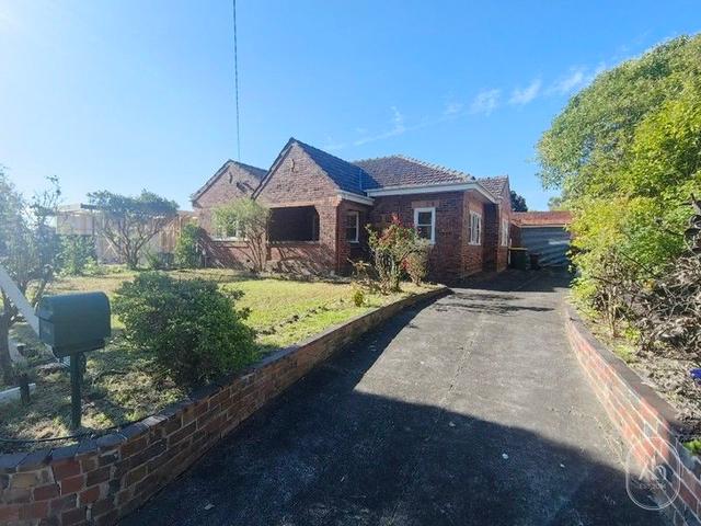 42 Graham Place, VIC 3128