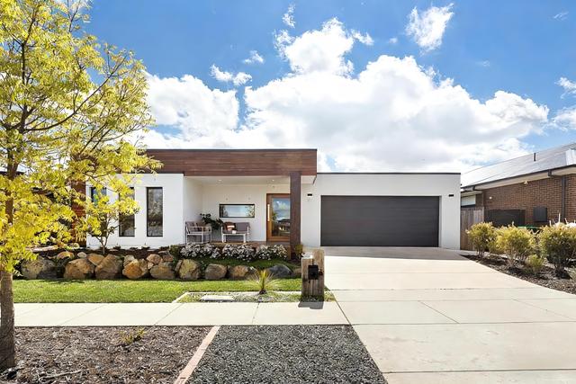 24 Harold Blair Crescent, ACT 2914