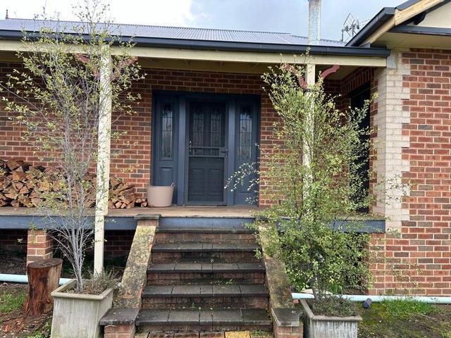 134 Albury Street, NSW 2653