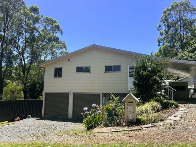 7 Castle Dr, QLD 4184