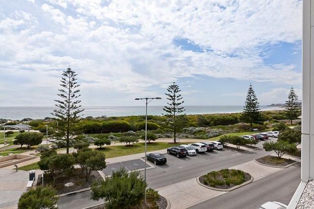 2/1 Freeman Loop, WA 6159