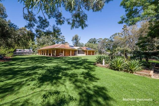 38 St Andrews Court, WA 6041