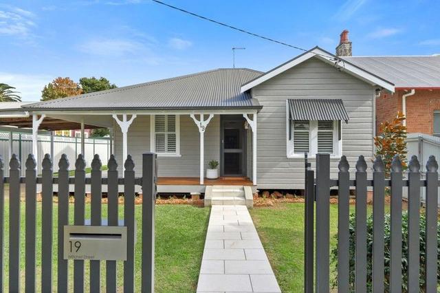 19 Mitchell St, NSW 2333