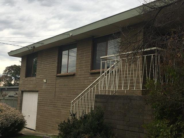 142 Hull Road, VIC 3136