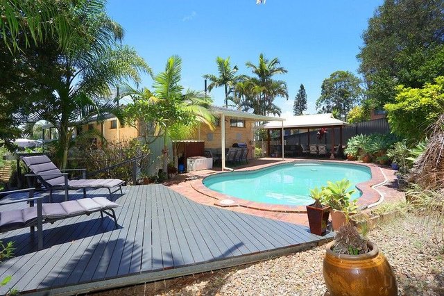 1 Jilpangi Crescent, QLD 4214