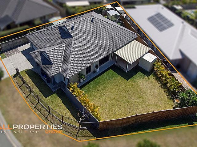 18 Oak Street, QLD 4110