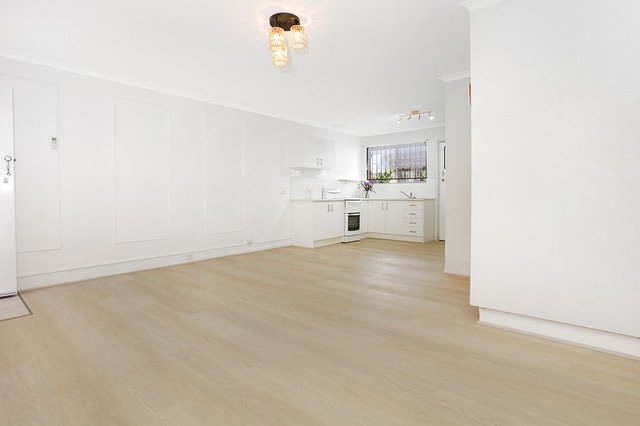 1/13 Eleventh Avenue, QLD 4221