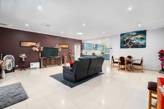15 Corymbia Green, WA 6171